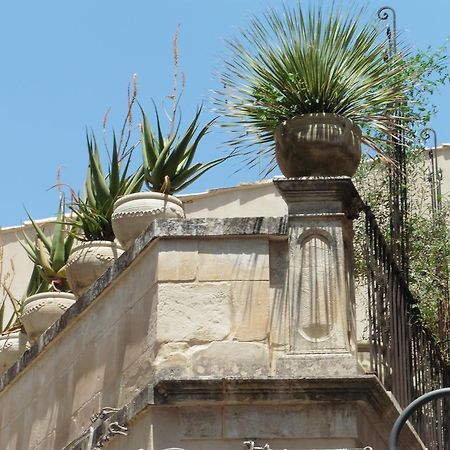 Ferienwohnung Palazzo Degli Olivi Modica Exterior foto