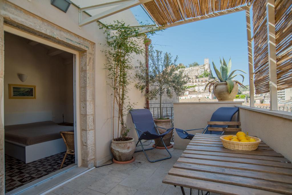 Ferienwohnung Palazzo Degli Olivi Modica Exterior foto
