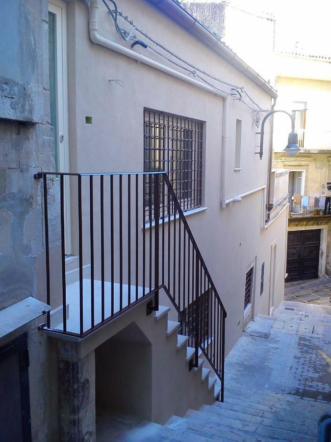 Ferienwohnung Palazzo Degli Olivi Modica Exterior foto